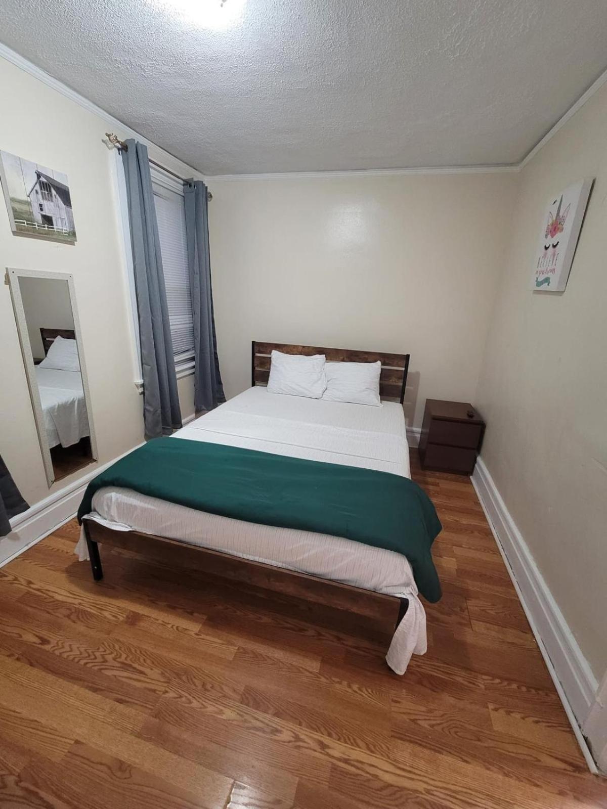 Z & Z Apartment Ньюарк Екстер'єр фото